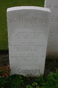 Lillers Communal Cemetery - Man Bahadur Khattri, 